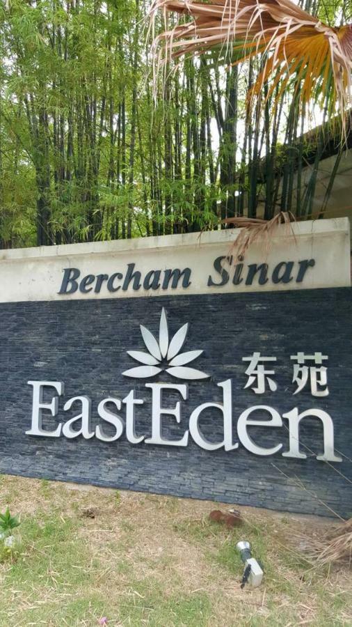 Ipoh Easteden Homestay Buitenkant foto