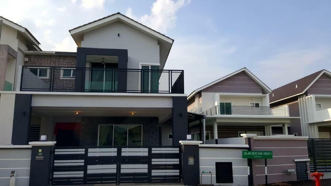 Ipoh Easteden Homestay Buitenkant foto