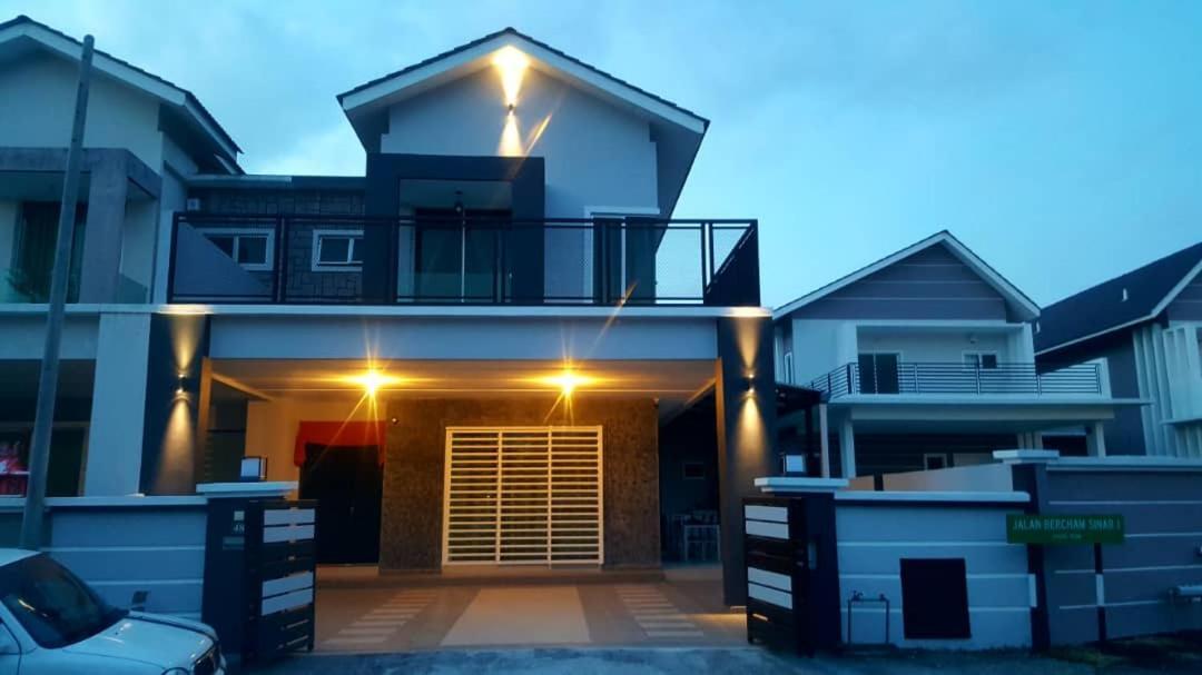 Ipoh Easteden Homestay Buitenkant foto
